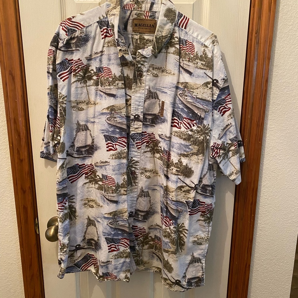 Men’s xl naval shirt